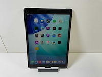 Apple ipad 9th gen - wifi + cellular - 64 gb - silver - afbeelding 1 van  5