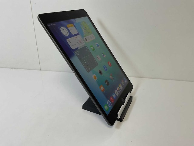 Apple ipad 9th gen - wifi + cellular - 64 gb - space gray - afbeelding 3 van  6
