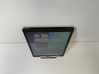 Apple ipad 9th gen - wifi + cellular - 64 gb - space gray - afbeelding 2 van  6