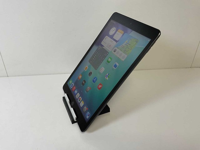 Apple ipad 9th gen - wifi + cellular - 64 gb - space gray - afbeelding 4 van  6