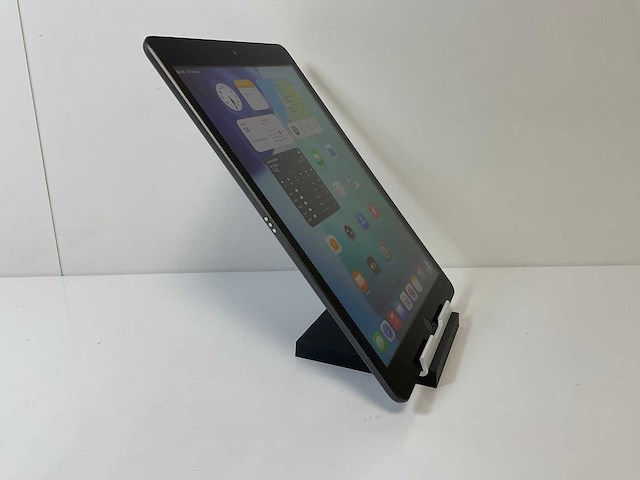 Apple ipad 9th gen - wifi + cellular - 64 gb - space gray - afbeelding 3 van  6