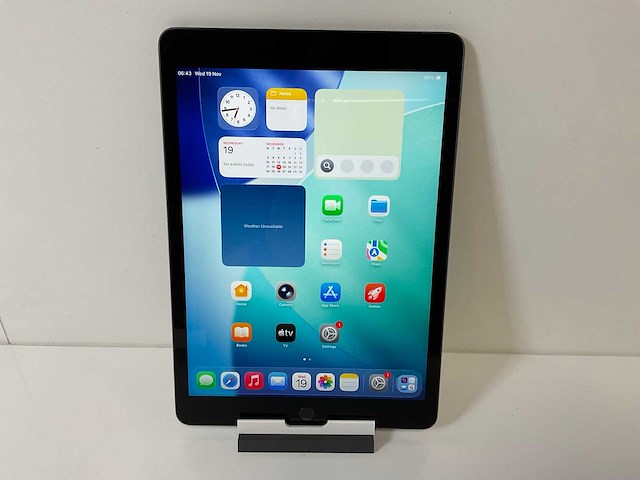 Apple ipad 9th gen - wifi + cellular - 64 gb - space gray - afbeelding 1 van  6