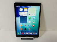 Apple ipad 9th gen - wifi + cellular - 64 gb - space gray - afbeelding 1 van  6