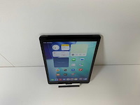 Apple ipad 9th gen - wifi + cellular - 64 gb - space gray - afbeelding 2 van  6
