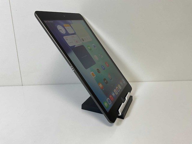 Apple ipad 9th gen - wifi + cellular - 64 gb - space gray - afbeelding 3 van  6