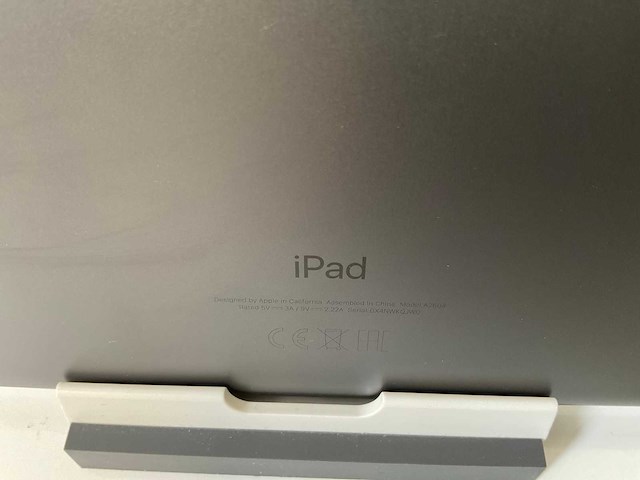 Apple ipad 9th gen - wifi + cellular - 64 gb - space gray - afbeelding 6 van  6