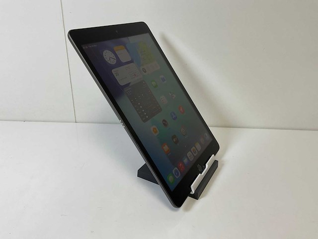 Apple ipad 9th gen - wifi + cellular - 64 gb - space gray - afbeelding 3 van  6