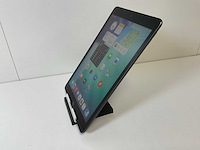 Apple ipad 9th gen - wifi + cellular - 64 gb - space gray - afbeelding 4 van  6