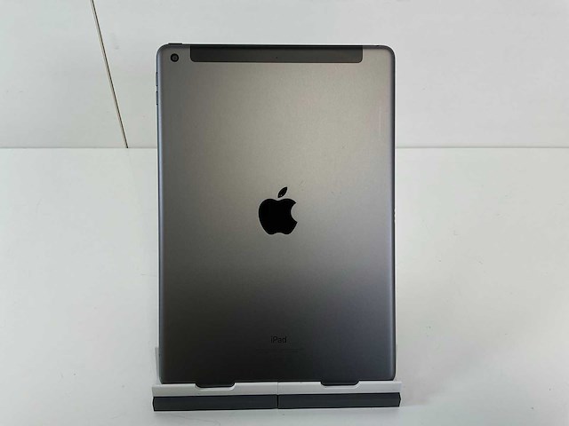 Apple ipad 9th gen - wifi + cellular - 64 gb - space gray - afbeelding 4 van  5
