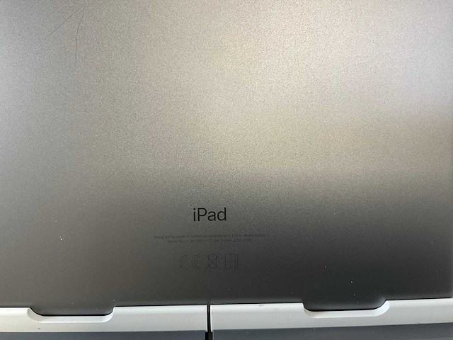 Apple ipad 9th gen - wifi + cellular - 64 gb - space gray - afbeelding 4 van  4