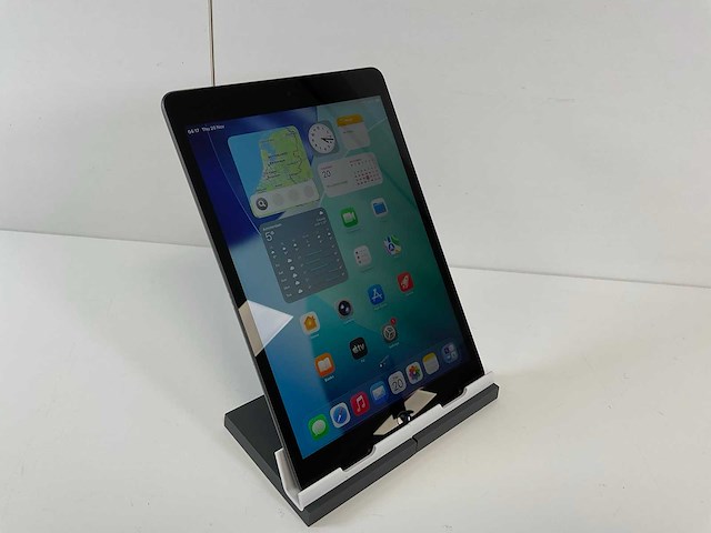 Apple ipad 9th gen - wifi + cellular - 64 gb - space gray - afbeelding 2 van  5