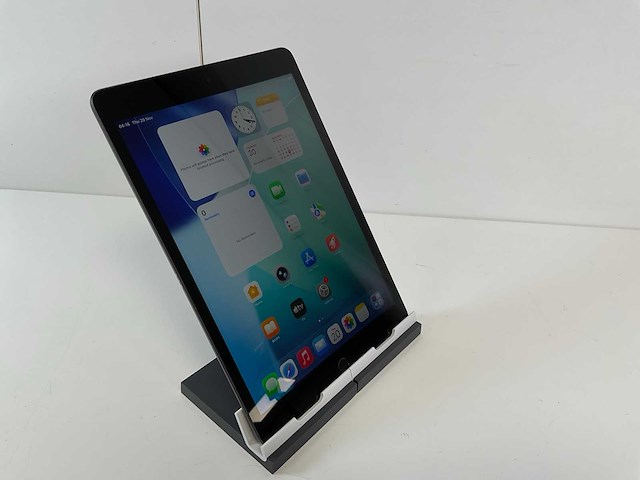 Apple ipad 9th gen - wifi + cellular - 64 gb - space gray - afbeelding 3 van  5