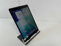 Apple ipad 9th gen - wifi + cellular - 64 gb - space gray - afbeelding 3 van  5