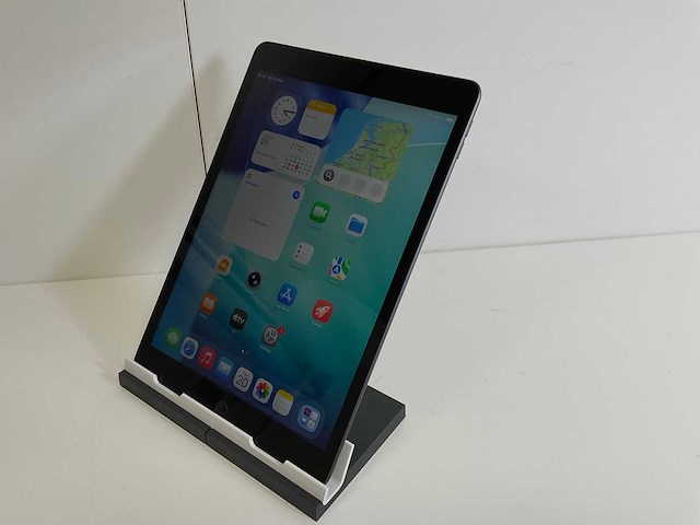 Apple ipad 9th gen - wifi + cellular - 64 gb - space gray - afbeelding 3 van  5