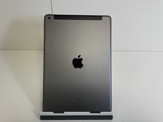 Apple ipad 9th gen - wifi + cellular - 64 gb - space gray - afbeelding 4 van  5