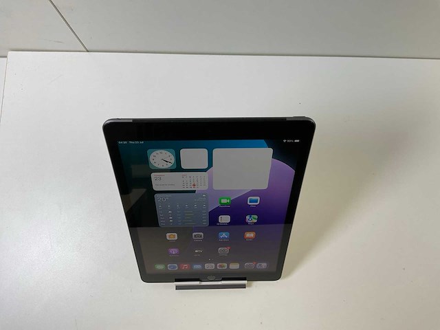 Apple ipad 9th gen - wifi + cellular - 64 gb - space gray - afbeelding 2 van  4