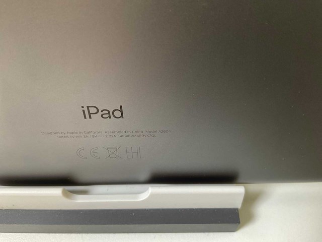 Apple ipad 9th gen - wifi + cellular - 64 gb - space gray - afbeelding 5 van  5