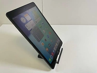Apple ipad 9th gen - wifi + cellular - 64 gb - space gray - afbeelding 2 van  4