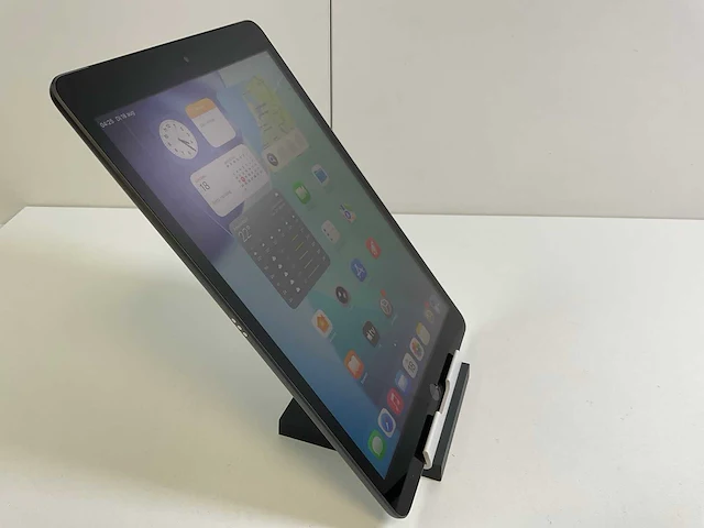 Apple ipad 9th gen - wifi + cellular - 64 gb - space gray - afbeelding 2 van  5