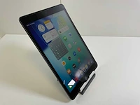 Apple ipad 9th gen - wifi + cellular - 64 gb - space gray - afbeelding 2 van  5