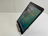 Apple ipad 9th gen - wifi + cellular - 64 gb - space gray - afbeelding 3 van  5