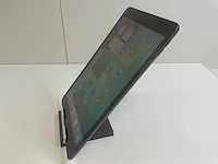 Apple ipad 9th gen - wifi + cellular - 64 gb - space gray - afbeelding 3 van  5