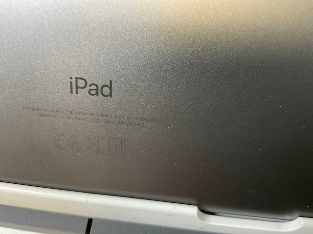 Apple ipad 9th gen - wifi + cellular - 64 gb - space gray - afbeelding 5 van  5