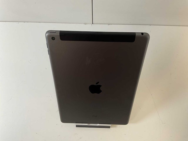 Apple ipad 9th gen 10.2” - wifi + cellular - 64 gb - space gray - afbeelding 4 van  4
