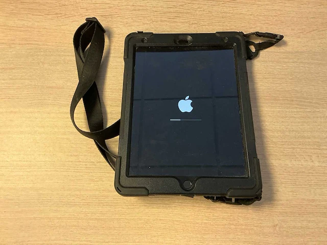 Apple ipad (9th gen, 256gb + cellular) tablet - afbeelding 1 van  5