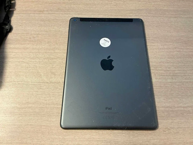 Apple ipad (9th gen, 256gb + cellular) tablet - afbeelding 4 van  5