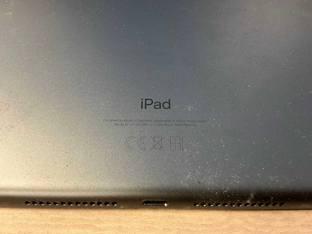 Apple ipad (9th gen, 256gb + cellular) tablet - afbeelding 5 van  5