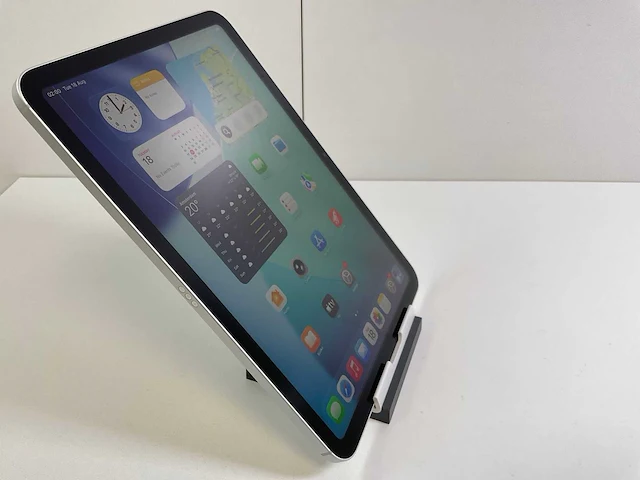 Apple ipad (a16) - wifi + cellular - 128 gb - silver - afbeelding 2 van  4