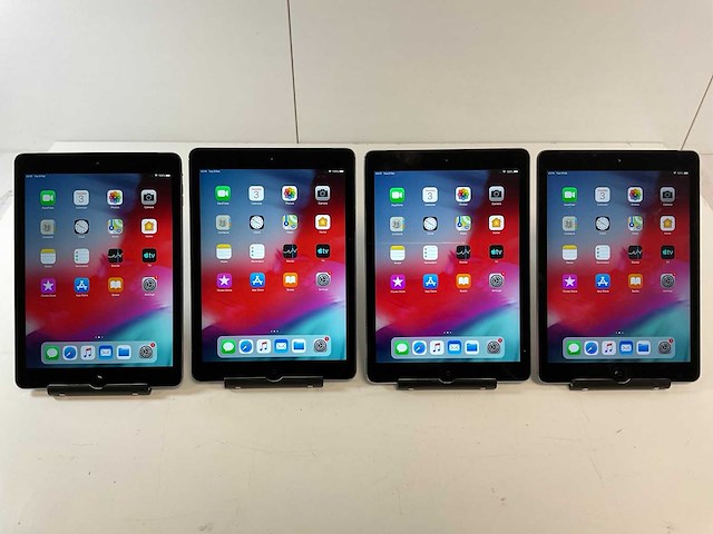 Apple ipad air - wifi + cellular - 32 gb - space gray (4x) - afbeelding 1 van  6
