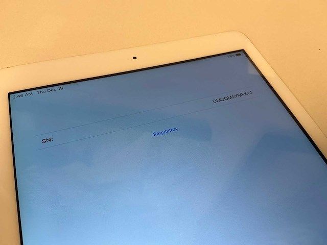Apple ipad air (1st gen, 16gb) tablet - afbeelding 2 van  5