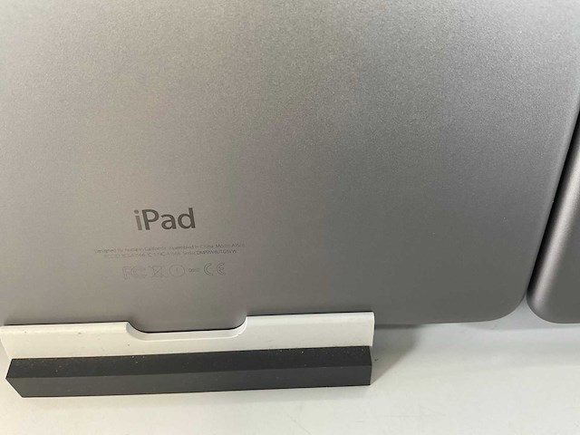 Apple ipad air 2 - wifi - 64 gb - space gray (4x) - afbeelding 9 van  10