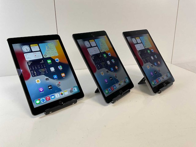 Apple ipad air 2 - wifi + cellular - 64 gb - space gray (3x) - afbeelding 3 van  5