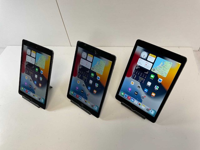 Apple ipad air 2 - wifi + cellular - 64 gb - space gray (3x) - afbeelding 4 van  5