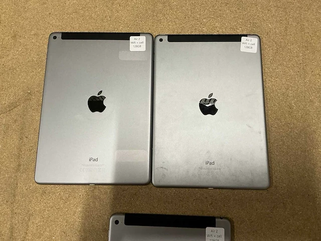 Apple ipad air 2 (128gb, wifi + cellular) tablet (3x) - afbeelding 3 van  3