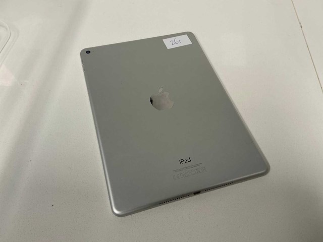 Apple ipad air (2nd gen, 16gb) tablet - afbeelding 4 van  5