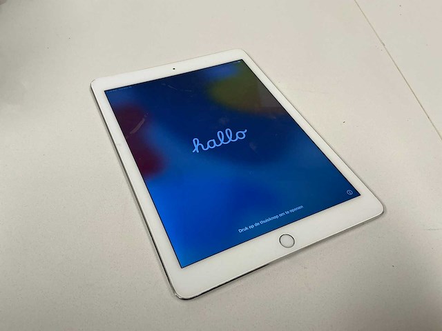 Apple ipad air (2nd gen, 16gb) tablet - afbeelding 1 van  4