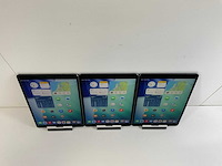 Apple ipad air 3rd gen - wi-fi + cellular - 64 gb - space gray (3x) - afbeelding 2 van  8