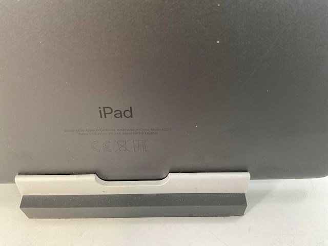 Apple ipad air 3rd gen - wi-fi + cellular - 64 gb - space gray (3x) - afbeelding 6 van  8
