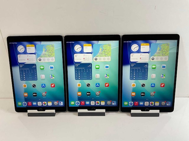 Apple ipad air 3rd gen - wi-fi + cellular - 64 gb / 256 gb - space gray (3x) - afbeelding 1 van  8