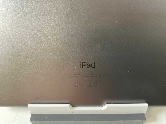 Apple ipad air 3rd gen 10.5” - wifi + cellular - 64 gb - space gray (3x) - afbeelding 4 van  6