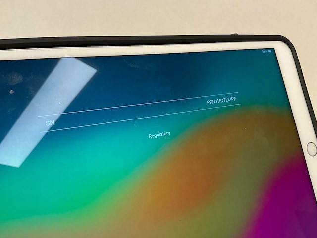 Apple ipad air (3rd gen, 64gb) tablet - afbeelding 2 van  3