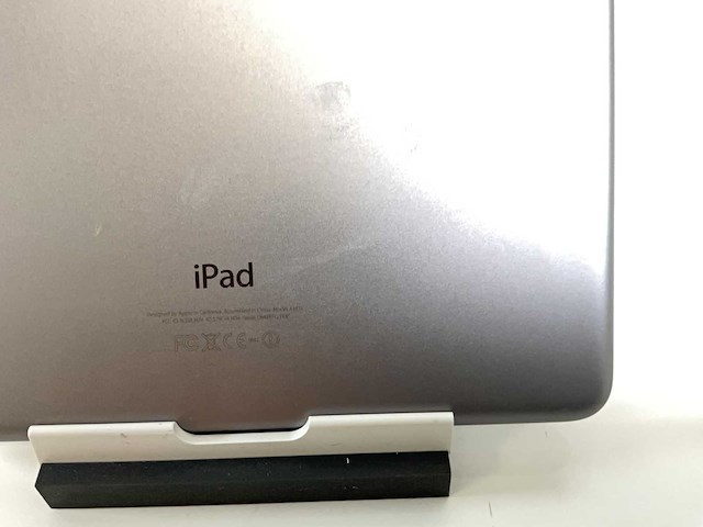 Apple ipad air 9.7”, wifi - 16 gb / 64 gb - space gray / silver (4x) - afbeelding 8 van  8