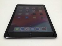 Apple ipad air tablet