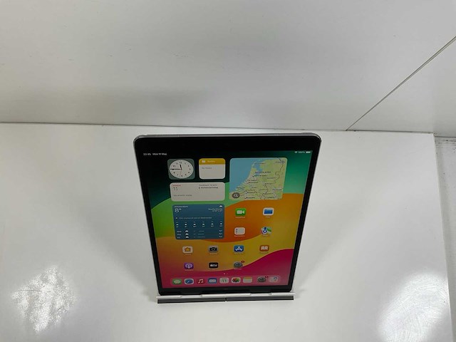 Apple ipad pro 10.5 inch - wi-fi + cellular - 64 gb - space gray - afbeelding 2 van  6