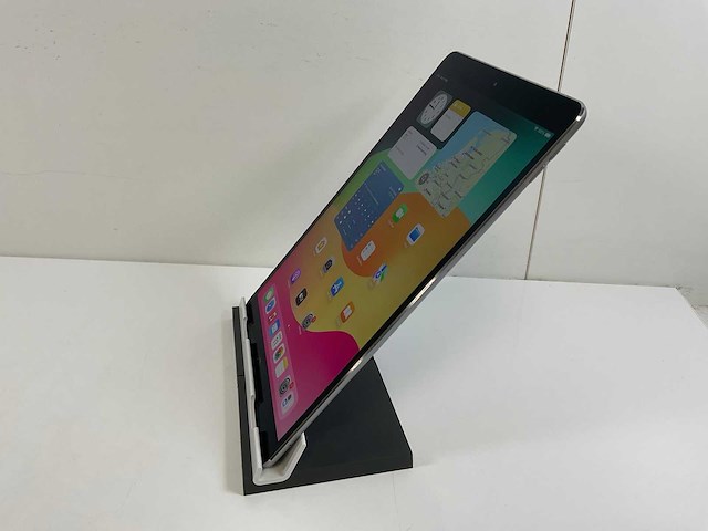 Apple ipad pro 10.5 inch - wi-fi + cellular - 64 gb - space gray - afbeelding 4 van  6