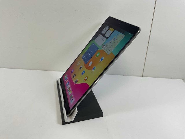 Apple ipad pro 10.5 inch - wi-fi + cellular - 64 gb - space gray - afbeelding 4 van  6
